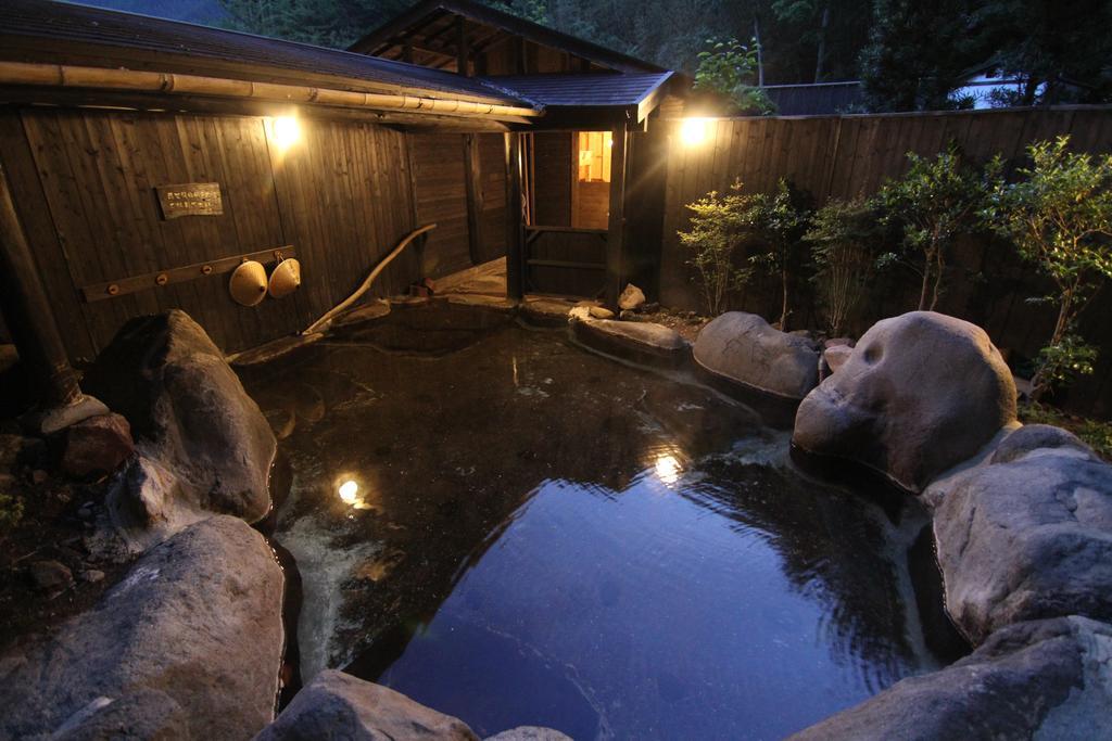 Yufuin Ryoan Wazanho Hotell Oita Eksteriør bilde